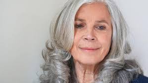 Donna Kastner's Instagram, Twitter & Facebook