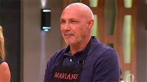 Luego, para presentarse, dio detalles de cómo era él. Mariano Dalla Libera El Primer Eliminado De Masterchef Celebrity 2