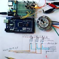Leo Weick On Instagram Code And Schematic For Motor Link Hd 4 Pole Brushless Arduino Technology Motor Hd Pcb Harddisk Protoboar Motor Arduino Coding
