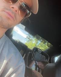 Vincent Behm's Instagram, Twitter & Facebook