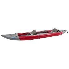 This is a question we often get asked as people are concerned about the safety of inflatable boats, largely because they can puncture on sharp items. Aire Sea Tiger Inflatable Kayak Nrs