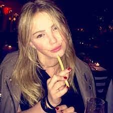 Michelle Rak's Instagram, Twitter & Facebook