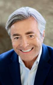 Aaron Pereira's Instagram, Twitter & Facebook