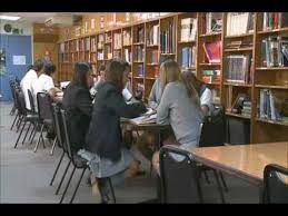 .se encuentra el colegio mayflower pertenecía al colegio apoquindo, tras la transacción los dueños del primer colegio determinaron que los estudiantes del. Colegio Mayflower Youtube