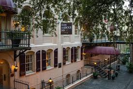 Olde Harbour Inn Savannah Ga Booking Com Historic Inns Inn Best Location