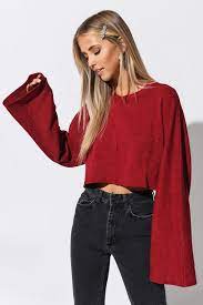 Hang Loose Bell Sleeve Crop Top In Red Fotografia Chicas Ropa Ropa Nueva