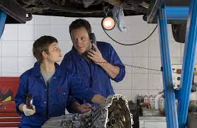 6 Skills You'll Need To Become A Successful Automotive Service Advisor