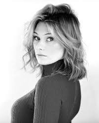 Darcy Stewart's Instagram, Twitter & Facebook