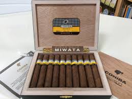 【三鷹駅南口】シガーショップみわた