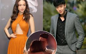 Kiểm tra hàng hóa bán ở cổng trường sau vụ ngộ độc slime. 0i1ykzdx13xjgm