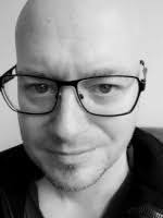 Daniel Sonntag's Instagram, Twitter & Facebook