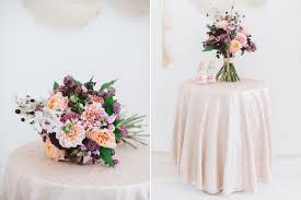 Brautstraussgalerie Warme Beerentone Im September Blumen September Hochzeit Blumenstrauss Hochzeit Und Blumen Hochzeit Haare