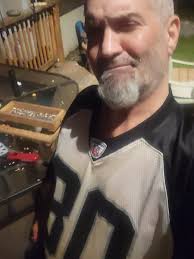 Raider Nation Fam. Mi Familia have a great day. Always wear the Silver and  Black proudly. Don't let anything get you down. Raider Nation 4 life.  RAIDERS!!!!!!!