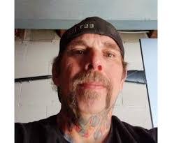 Arlis Trent's Instagram, Twitter & Facebook