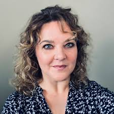 Angela Bowman's Instagram, Twitter & Facebook