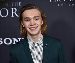 Charlie Plummer: 'Bathroom Walls' depicts rare form of schizophrenia