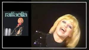 Translation of 'tanti auguri' by raffaella carrà (raffaella maria roberta pelloni) from italian to english. Raffaella Carra Tanti Auguri Video Mix Youtube