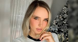 La modelo caleña elizabeth loaiza junca denunció esta tarde del sábado, a través de múltiples publicaciones en su perfil de instagram, que fue víctima de un caso extorsión y robo durante su más. Elizabeth Loaiza Dio Positivo Para Coronavirus Y Mostro La Prueba A Sus Seguidores