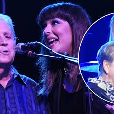 Brian Wilson: When Beach Boys legend sang with his daughters and left the  audience...