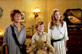 A Hidden Kiss Peter Pan Movie Peter Pan Pictures Wendy Peter Pan