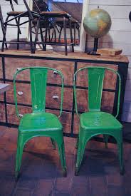 Mode leave a comment 1,958 views. Chaises Tolix Des Annees 50 Par Le Marchand D Oublis Chaises Tolix Chaise Chaise Verte