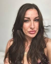 Kelley Lundin's Instagram, Twitter & Facebook