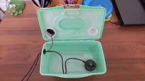 Ultrasonic ses dalgalarını kullanarak suyun sıvı halden buhar hale geçmesini sağlayan bir nemlendirme cihazıdır. Kendi Ellerinizle Nemlendirici Ve Hava Temizleyici Nasil Yapilir