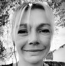 Cassandra julia Fans