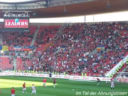 50° 5′ 59″ n, 14° 24′ 58″ o: 13 04 2009 Sk Slavia Praha Ac Sparta Praha Kopane De