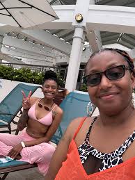 Experience a suite Sarasota stay at The Embassy Suites. Close to a  beautiful marina, vibrant arts district, boutique shops and iconic  destinations, our city is the perfect space to find something new.