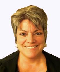 Angie Keene's Instagram, Twitter & Facebook