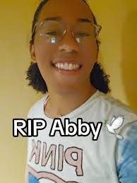 Abby Tran's Instagram, Twitter & Facebook