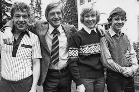 As a neurodegenerative disease of the brain, which impacts an individual's motor function, parkinson's disease (pd) is the most common neurological disorder, affecting. Michael Parkinson Reflects On His Illustrious Career And Guilt He Feels For Miner Dad Aktuelle Boulevard Nachrichten Und Fotogalerien Zu Stars Sternchen