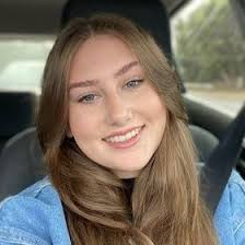 Jess Simmons (simmojessie13)