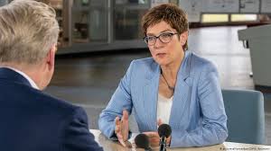 Zdf huete 100 sec is a german tv news channel, famous for its catch line of providing worldwide news within 100 seconds. Merkel Successor Akk Calls For German Climate Consensus Germany News And In Depth Reporting From Berlin And Beyond Dw 07 07 2019