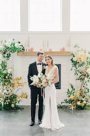 Fireplace Florals Indoor Wedding Venue In 2020 White Barn Wedding Venue Minneapolis Wedding Venue Minnesota Wedding Venues