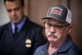 Emotional tribute celebrates life of fire captain who 'gave it all to this  city'