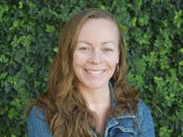 Kelly Heslin's Instagram, Twitter & Facebook