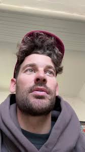 Somebody please tag @Olivia Dean RSVP link for the full version in my...