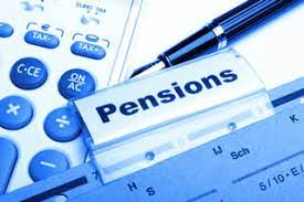 SC slams Kerala for life long pension to personal staff of ministers with 2 years tenure