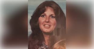 Jeanette Dale's Instagram, Twitter & Facebook