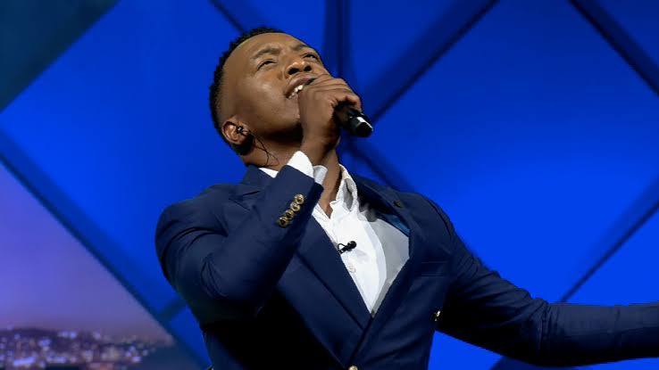Award - winning gospel star Dumi Mkokstad performs one of our favourite  gospel hits 'Ukukhlala Kuye' on the #VIPInviteMzansi stage. 🙌🏽  https://bit.ly/3tPA6AX