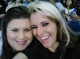 Winner picked for mother-daughter photo contest