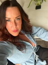 Hey new to the group 😊. 47 and love a bit of banter ! Hi everyone x