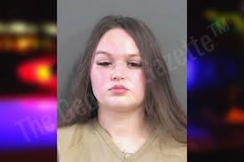 Selena Rush's Instagram, Twitter & Facebook