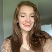 Amber Welling's Instagram, Twitter & Facebook