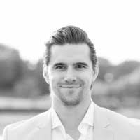 Ryan Mayes's Instagram, Twitter & Facebook