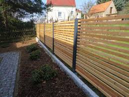 Garten Gartengestaltung Ideen Und Bilder Homify Modern Design In 2020 Fence Design Backyard Fences Fence