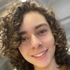 Johan Diaz's Instagram, Twitter & Facebook