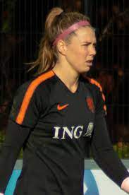 Maar stiekem is ze ook een beetje jaloers op al die aandacht. Lize Kop Wikipedia